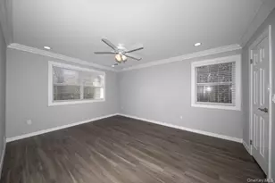 1000 Saddle Rock Rd, Holbrook, NY 11741 - Photo 10