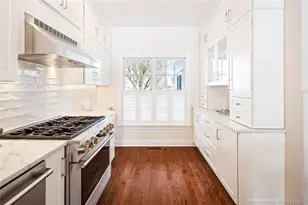 19 Club Ct, Pleasantville, NY 10570 - Photo 8