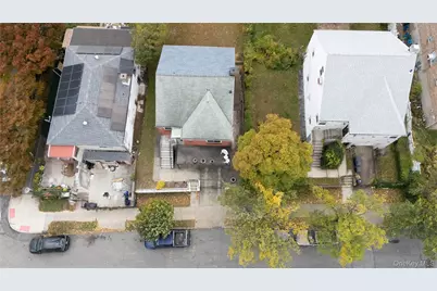 1616 Hammersley Avenue, Bronx, NY 10469 - Photo 18