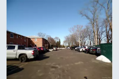 1233 Melville Rd #24, Farmingdale, NY 11735 - Photo 12