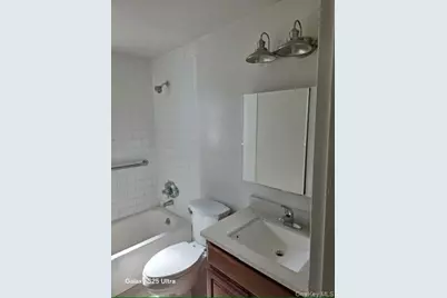 1233 Melville Rd #24, Farmingdale, NY 11735 - Photo 8