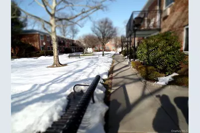 1233 Melville Rd #24, Farmingdale, NY 11735 - Photo 14