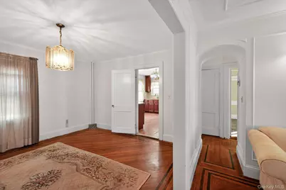 82 E Clinton Avenue, Roosevelt, NY 11575 - Photo 24