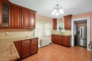 82 E Clinton Ave, Roosevelt, NY 11575 - Photo 16