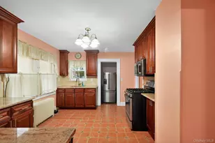 82 E Clinton Ave, Roosevelt, NY 11575 - Photo 14