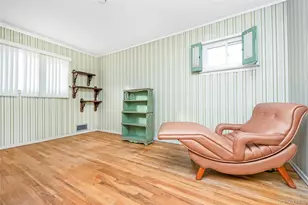 16-07 201st St, Bayside, NY 11360 - Photo 22