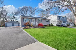 7 Winston Rd, Centereach, NY 11720 - Photo 2