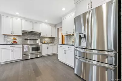 89 Woodsome Road, Babylon, NY 11702 - Photo 12