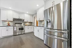 89 Woodsome Rd, Babylon, NY 11702 - Photo 12