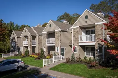 1000 Saddle Rock Road #2604, Holbrook, NY 11741 - Photo 1