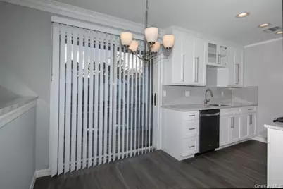 1000 Saddle Rock Road #2604, Holbrook, NY 11741 - Photo 4