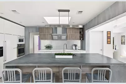 331 Old Colony Road, Hartsdale, NY 10530 - Photo 14