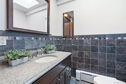 331 Old Colony Road, Hartsdale, NY 10530 - Photo 20