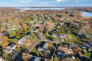 280 Clearview Ave, Southold, NY 11971 - Photo 38