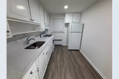 [Address not provided], Franklin Square, NY 11010 - Photo 22