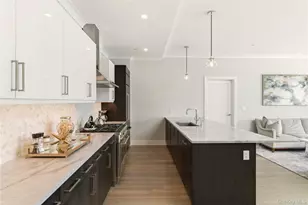 100 Garvies Point Rd, Glen Cove, NY 11542 - Photo 14