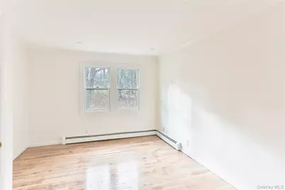 65 Red Oak Lane, Mount Kisco, NY 10549 - Photo 10