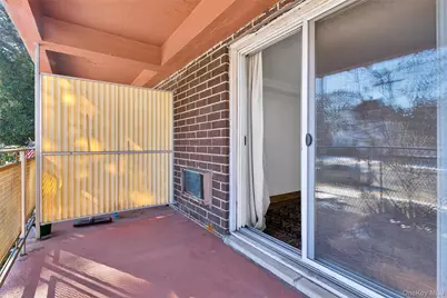 157 Hempstead Avenue #B20, Lynbrook, NY 11563 - Photo 14