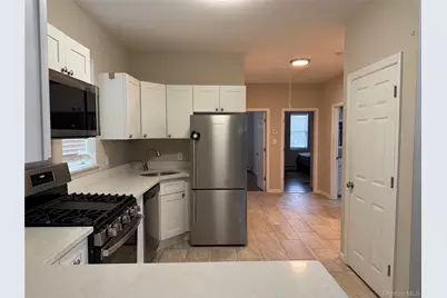 76 Van Cott Avenue, Hempstead, NY 11550 - Photo 8