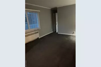 301 Hoffman Street, Franklin Square, NY 11010 - Photo 6