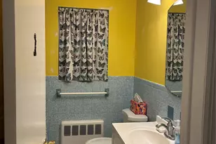 301 Hoffman St, Franklin Square, NY 11010 - Photo 4