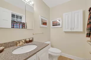 38 E Mayer Dr, Suffern, NY 10901 - Photo 40