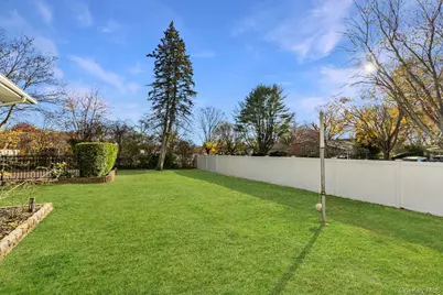 16 E Hill Drive, Smithtown, NY 11787 - Photo 22