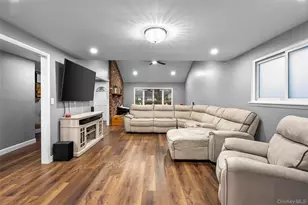 19 Corvette Rd, Selden, NY 11784 - Photo 6