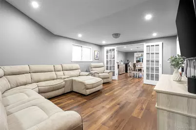 19 Corvette Road, Selden, NY 11784 - Photo 8