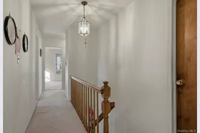 1 Hillcrest Road, Port Washington, NY 11050 - Photo 20