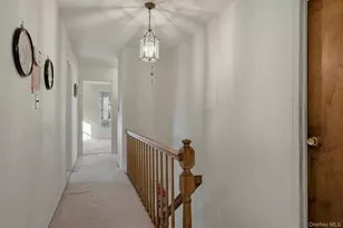 1 Hillcrest Rd, Port Washington, NY 11050 - Photo 20