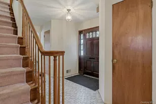 1 Hillcrest Rd, Port Washington, NY 11050 - Photo 6