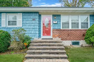 266 Tree Rd, Centereach, NY 11720 - Photo 4