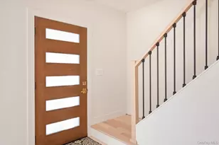 134 Forest Dr, Jericho, NY 11753 - Photo 4