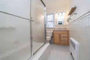 60 Chestnut St, Rockville Centre, NY 11570 - Photo 24