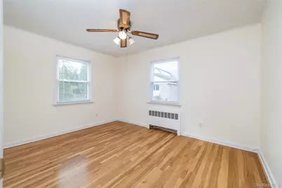 60. Chestnut Street, Rockville Centre, NY 11570 - Photo 10