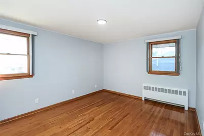 91 Birchwood Park Drive, Syosset, NY 11791 - Photo 22