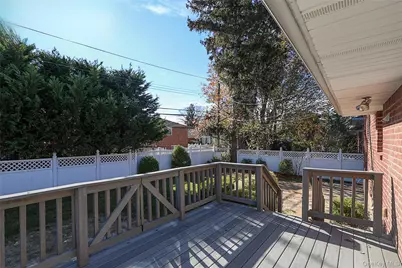 91 Birchwood Park Drive, Syosset, NY 11791 - Photo 40