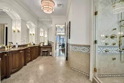 [Address not provided], West Islip, NY 11795 - Photo 18