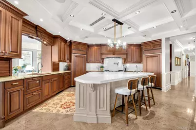 [Address not provided], West Islip, NY 11795 - Photo 10