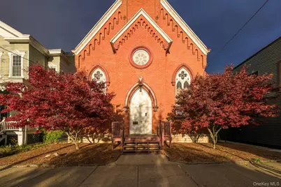 428 State Street, Hudson, NY 12534 - Photo 2