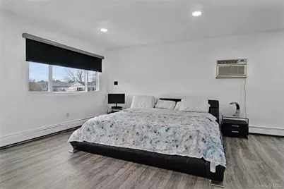 31-14 Healy Avenue, Far Rockaway, NY 11691 - Photo 12