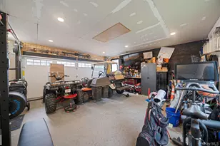 3 Vee Jay Dr, Shoreham, NY 11786 - Photo 22