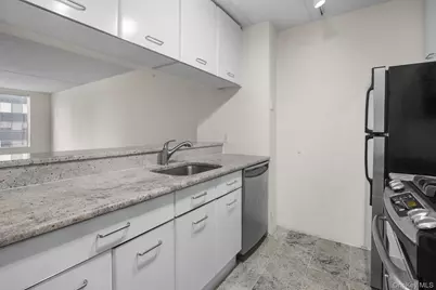 4 Martine Avenue #418, White Plains, NY 10606 - Photo 18