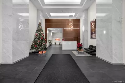 4 Martine Avenue #418, White Plains, NY 10606 - Photo 2