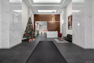 4 Martine Ave, White Plains, NY 10606 - Photo 2