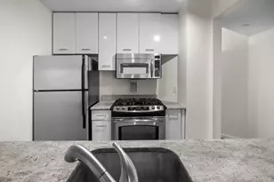 4 Martine Ave, White Plains, NY 10606 - Photo 10