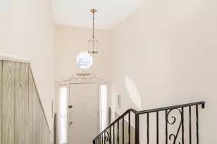 127 Bellevue Pl, Yonkers, NY 10703 - Photo 2