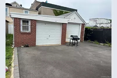 21 Beechwood Avenue, Port Washington, NY 11050 - Photo 16