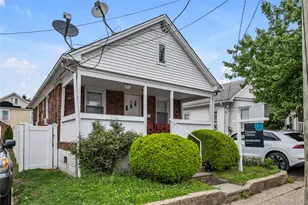 21 Beechwood Ave, Port Washington, NY 11050 - Photo 4